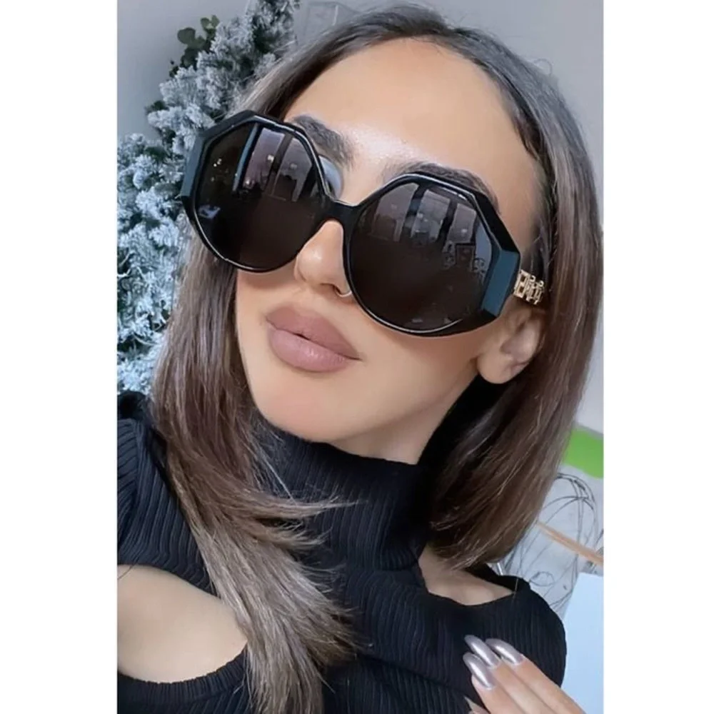 New Authentic Versace VE 4395 Plastic Womens Square Sunglasses Black 59mm Adult